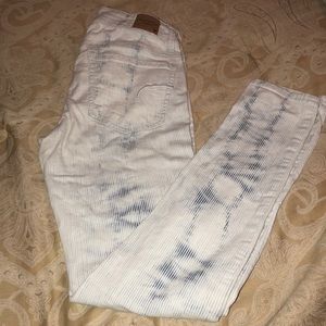Stonewashed skinny jeans